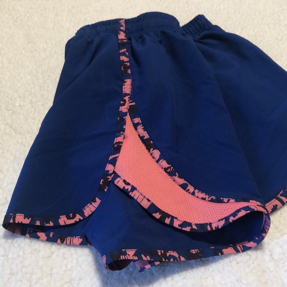 Under Armour shorts - Picture 3 of 3